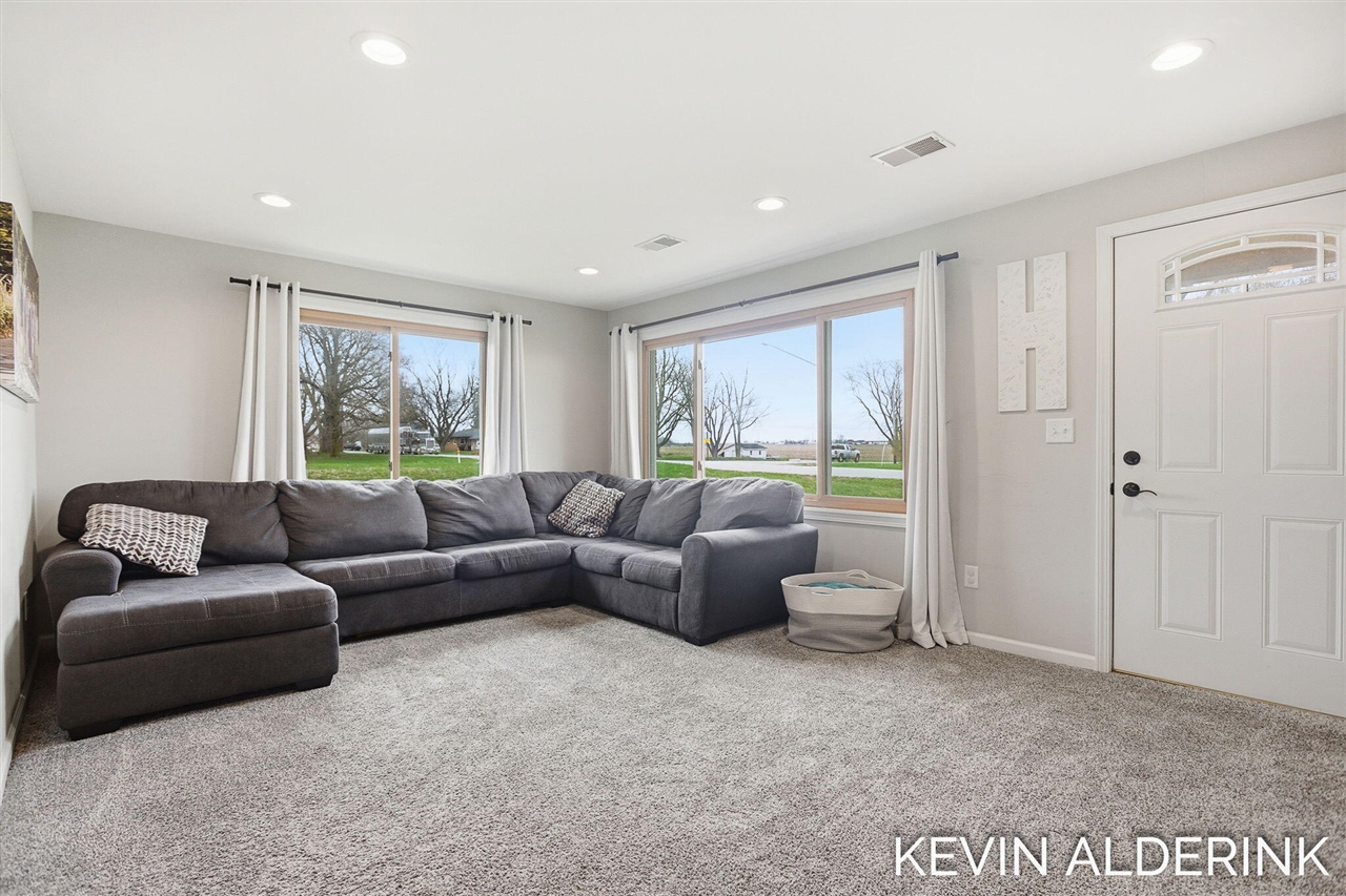 4807 142nd Avenue, Holland, MI, 49423-9538