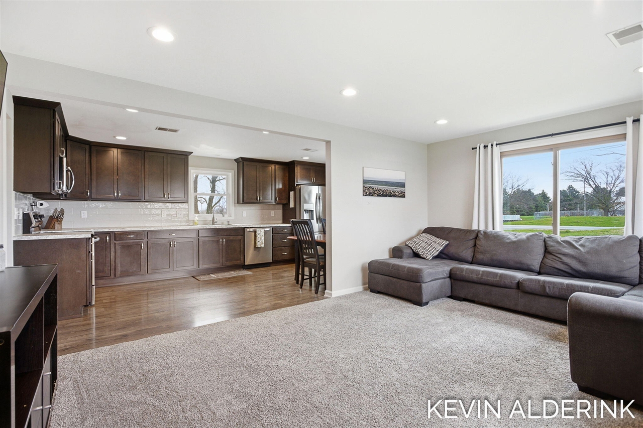 4807 142nd Avenue, Holland, MI, 49423-9538