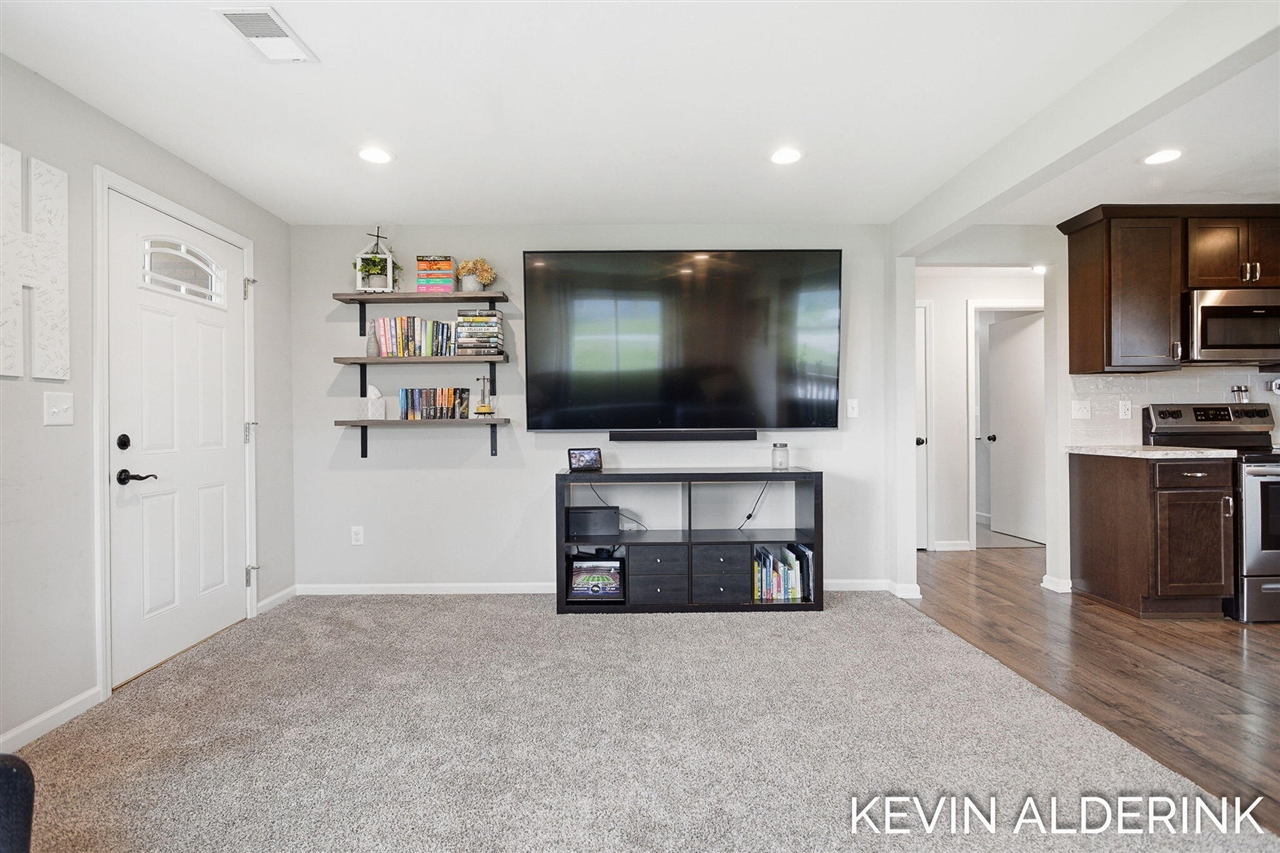 4807 142nd Avenue, Holland, MI, 49423-9538