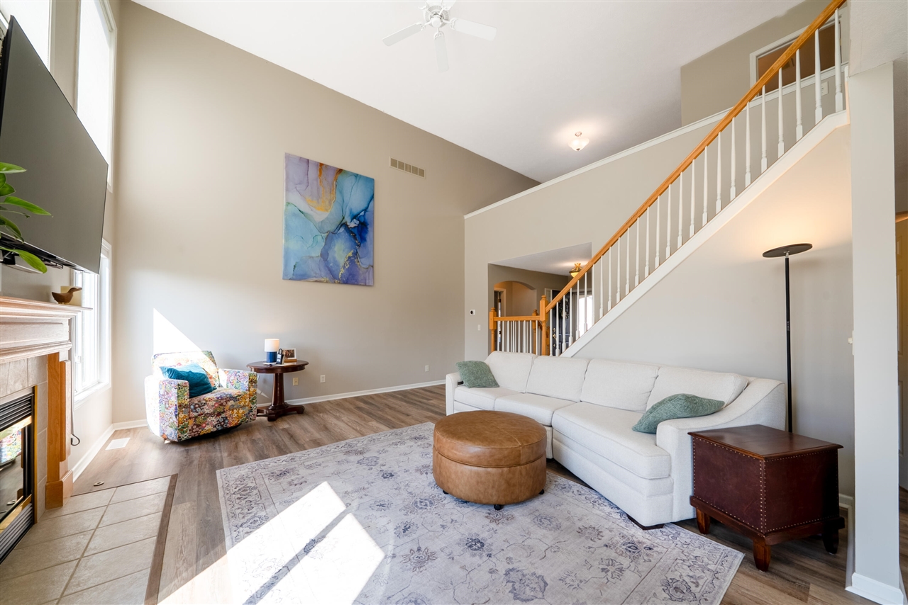 6779 Winter Creek Road, Norton Shores, MI, 49444-8772