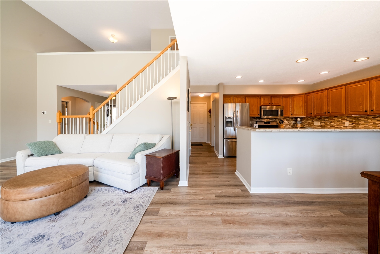 6779 Winter Creek Road, Norton Shores, MI, 49444-8772