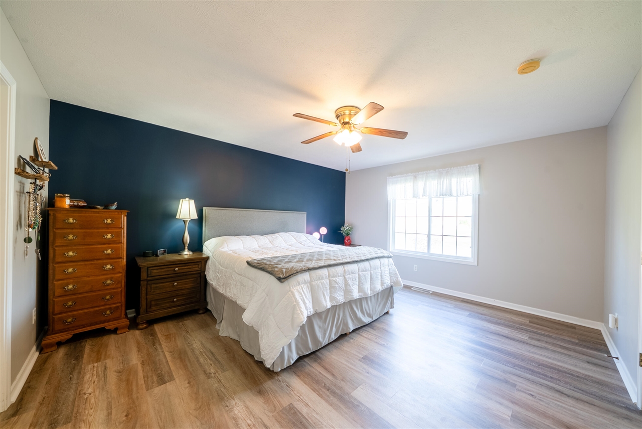 6779 Winter Creek Road, Norton Shores, MI, 49444-8772