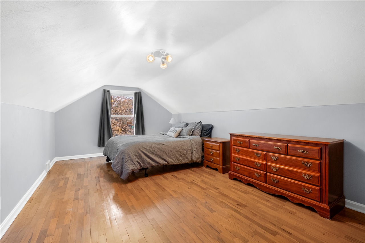 3129 Harvard Street, Kalamazoo, MI, 49001-4455