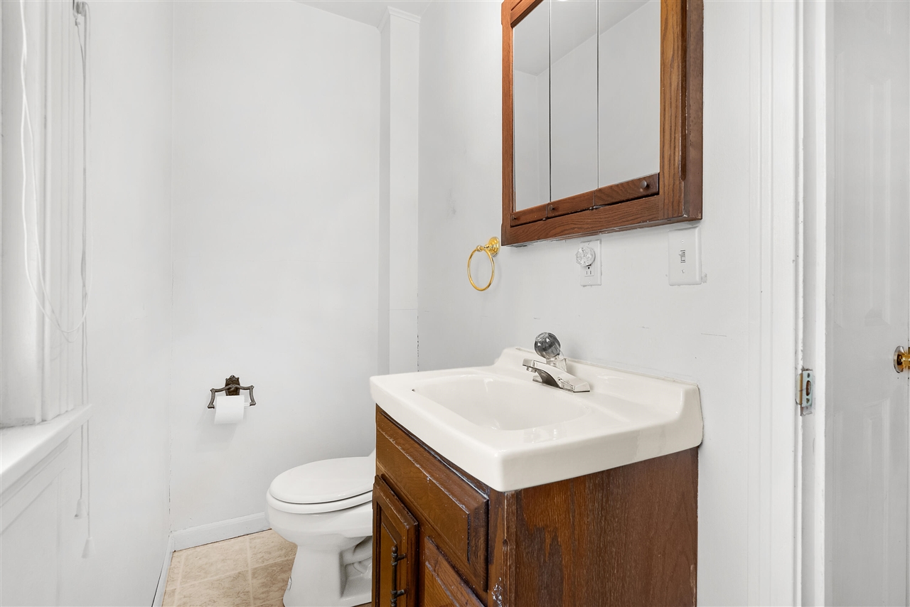 3129 Harvard Street, Kalamazoo, MI, 49001-4455