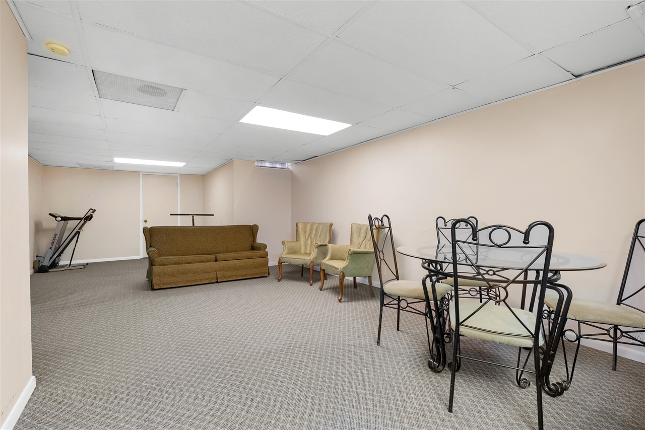 3129 Harvard Street, Kalamazoo, MI, 49001-4455