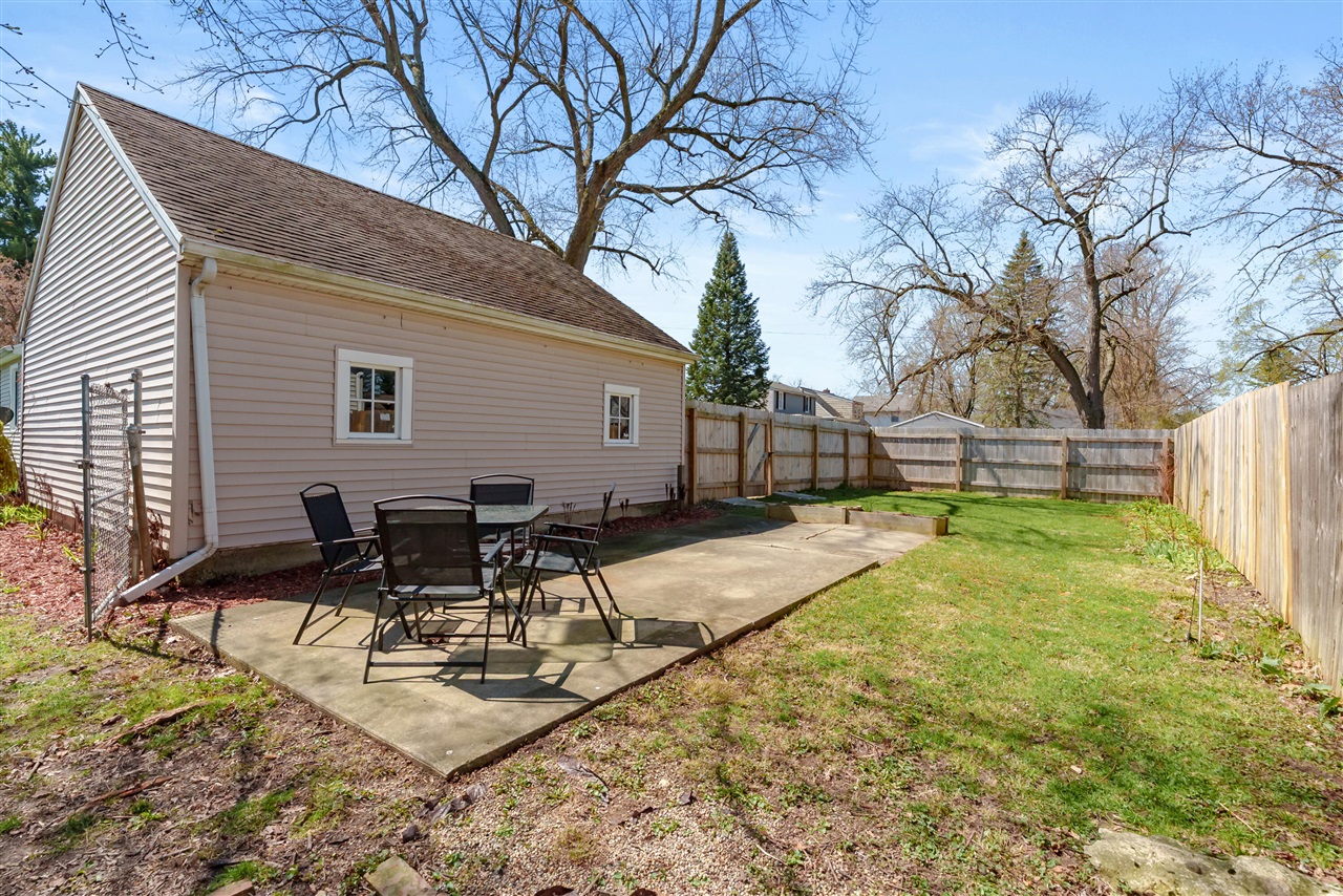 3129 Harvard Street, Kalamazoo, MI, 49001-4455