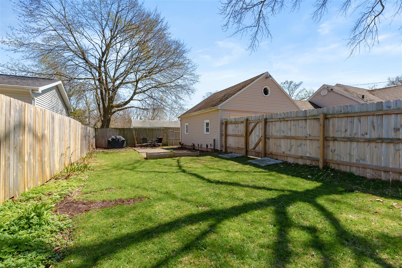 3129 Harvard Street, Kalamazoo, MI, 49001-4455