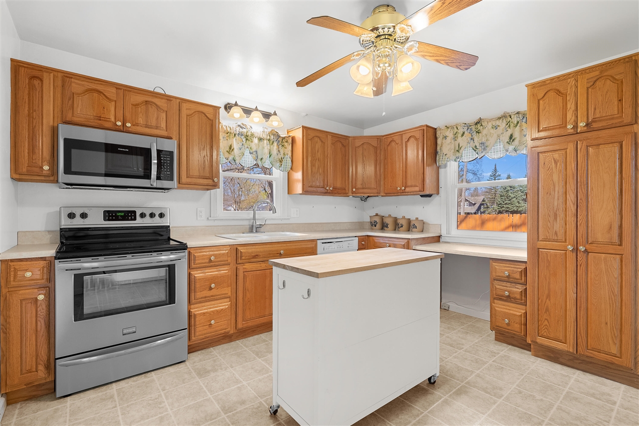 3129 Harvard Street, Kalamazoo, MI, 49001-4455