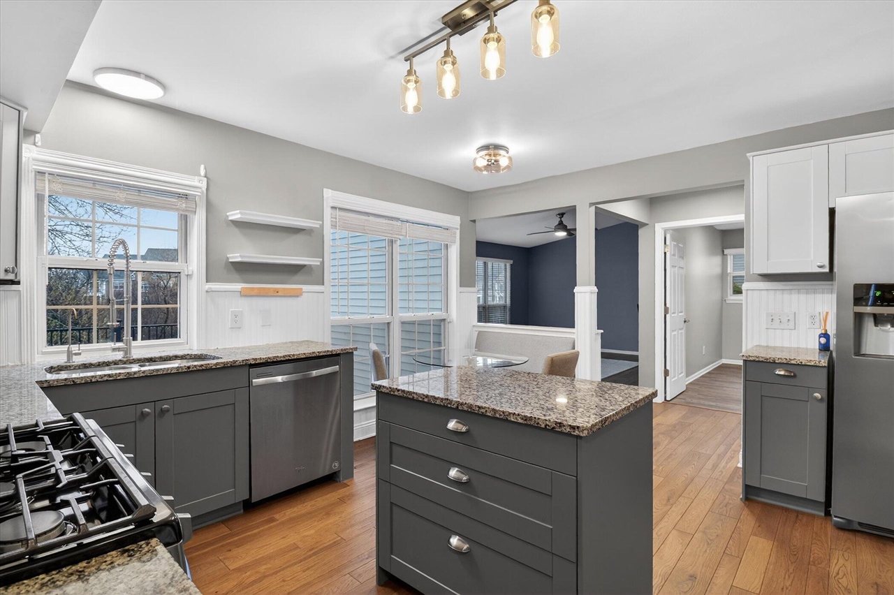 2797 Green Valley Drive, Ann Arbor, MI, 48103-9298