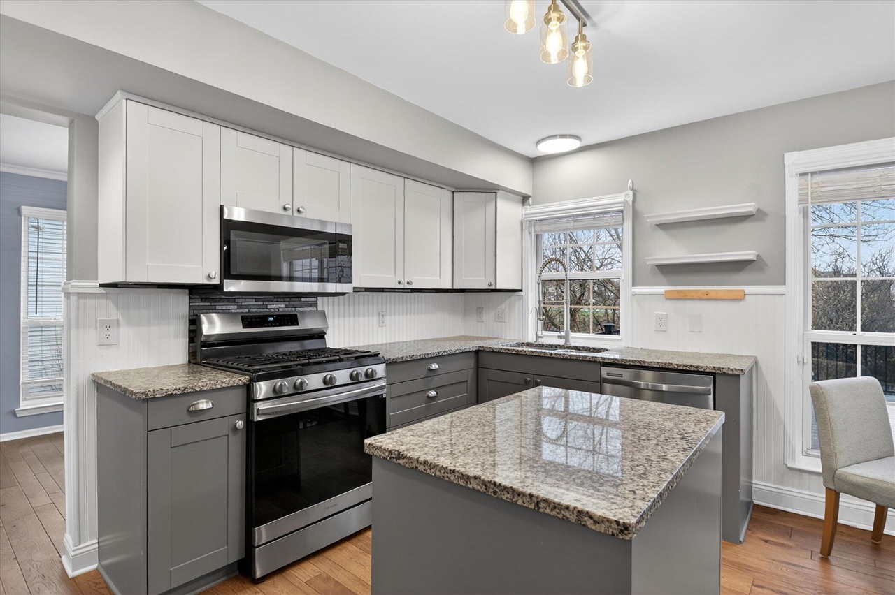 2797 Green Valley Drive, Ann Arbor, MI, 48103-9298