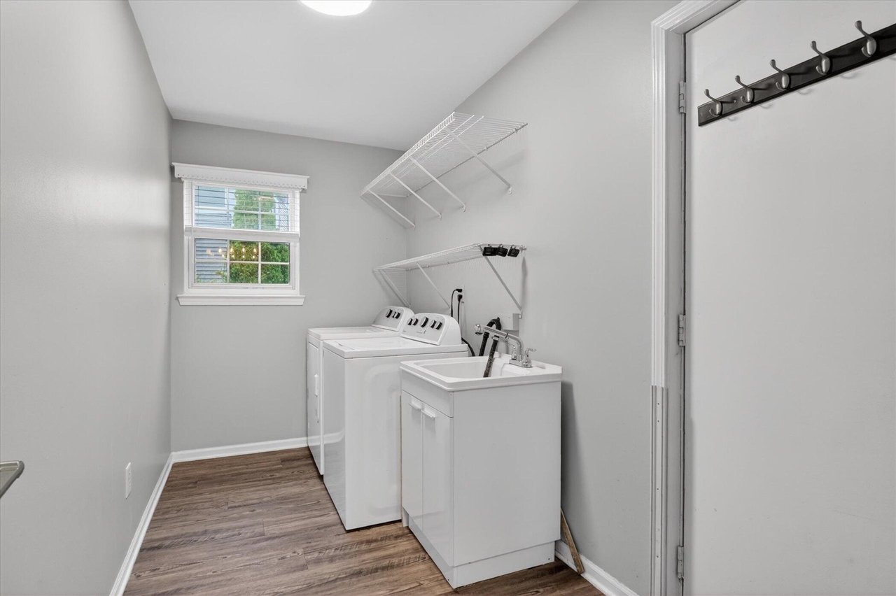 2797 Green Valley Drive, Ann Arbor, MI, 48103-9298