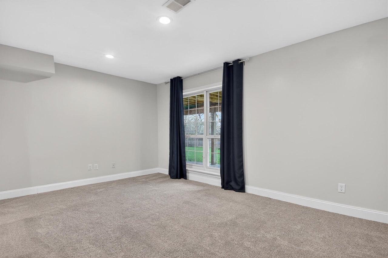 2797 Green Valley Drive, Ann Arbor, MI, 48103-9298