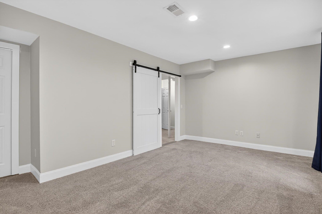 2797 Green Valley Drive, Ann Arbor, MI, 48103-9298