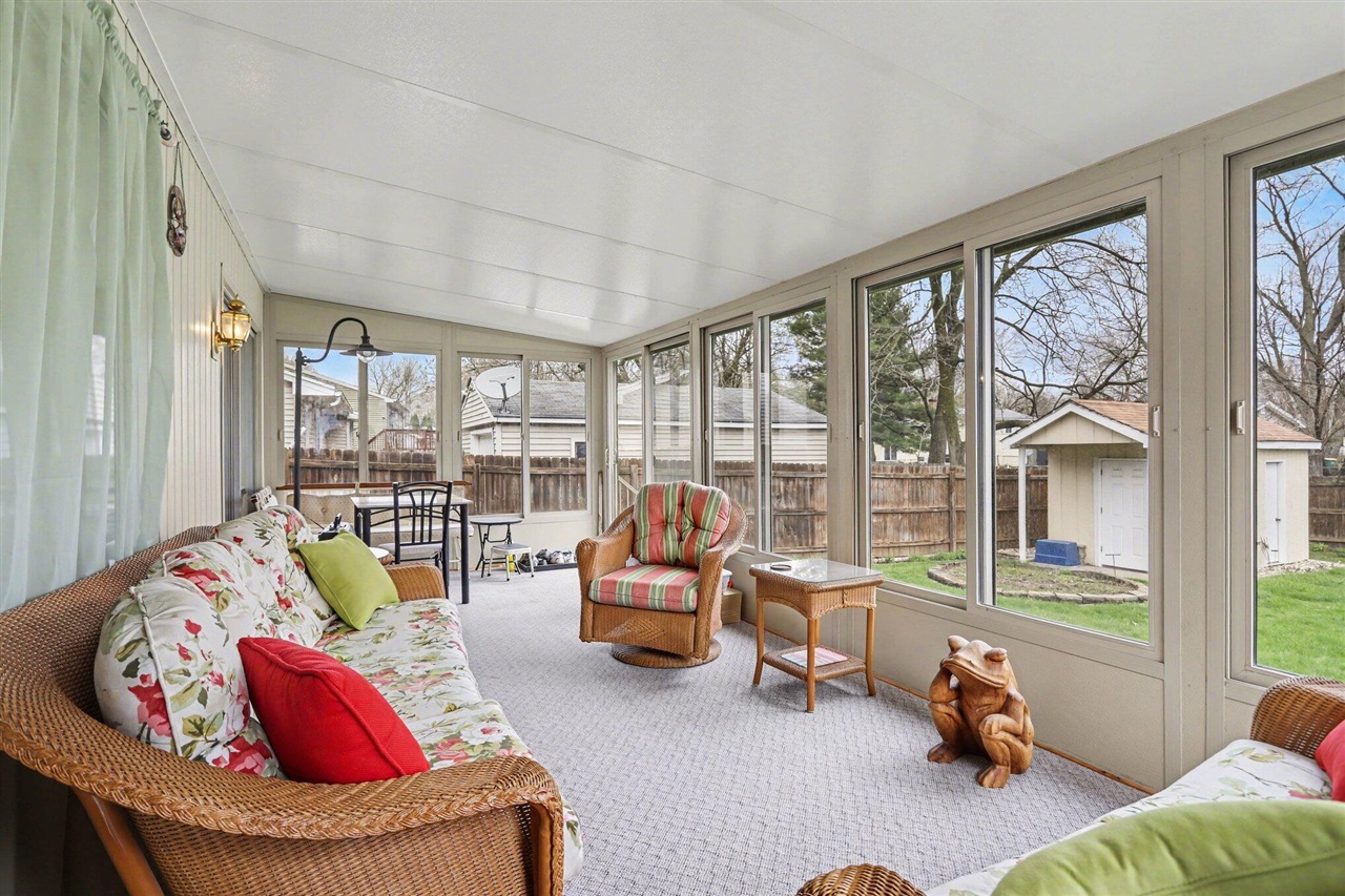 5551 S Sprinkle Road, Portage, MI, 49002-9715