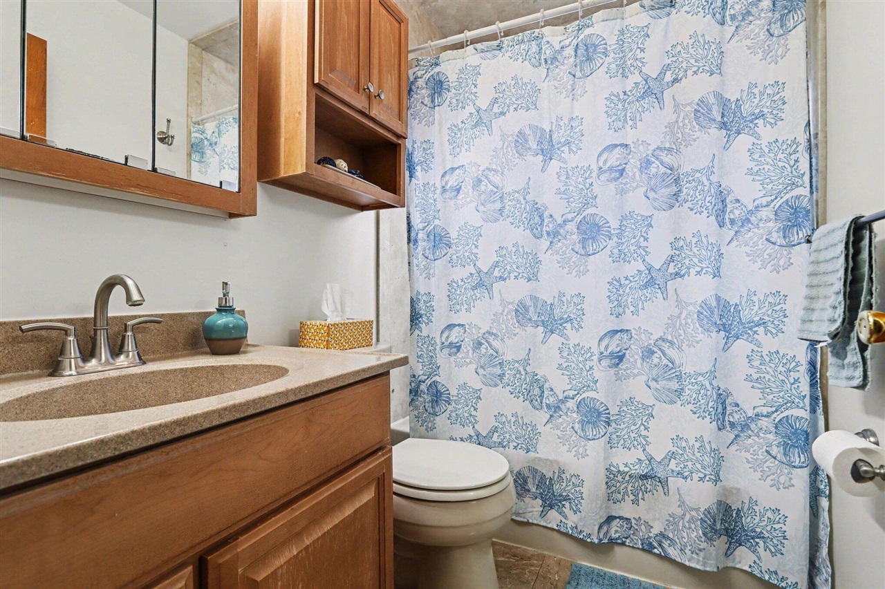 5551 S Sprinkle Road, Portage, MI, 49002-9715