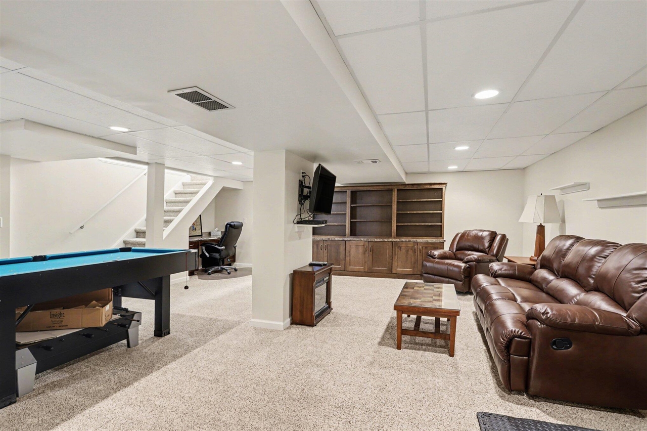 5551 S Sprinkle Road, Portage, MI, 49002-9715