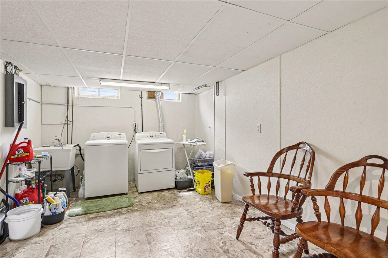 5551 S Sprinkle Road, Portage, MI, 49002-9715