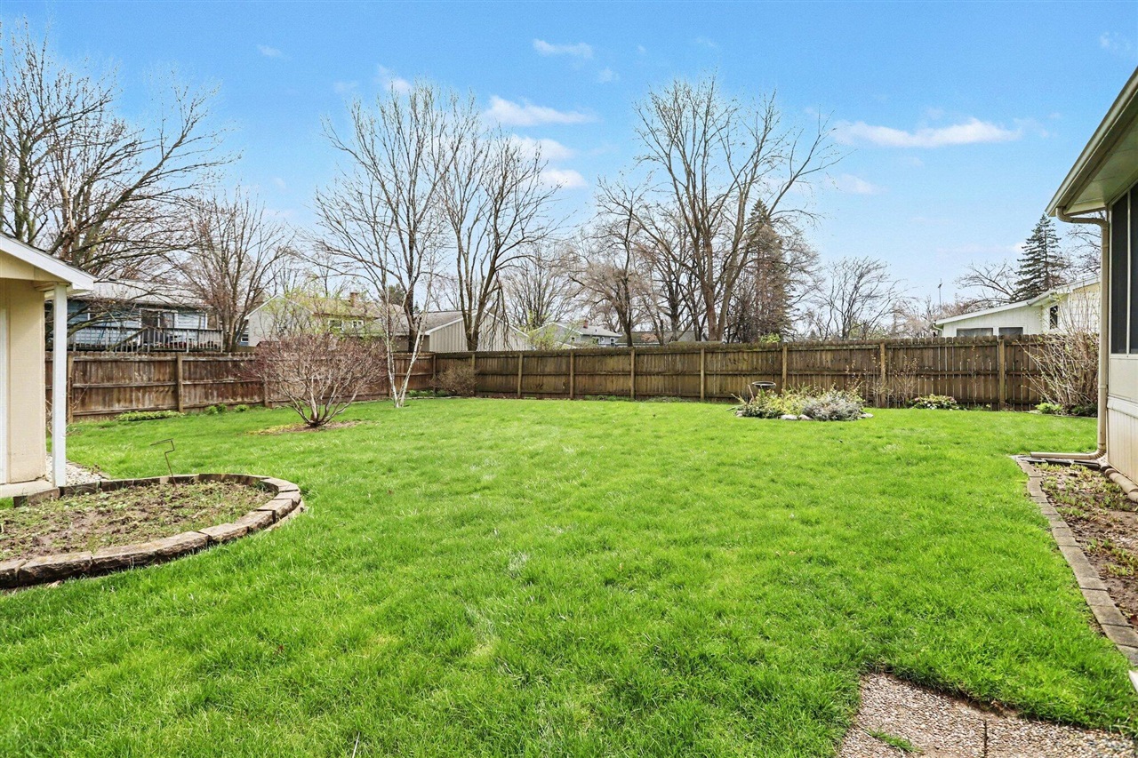 5551 S Sprinkle Road, Portage, MI, 49002-9715