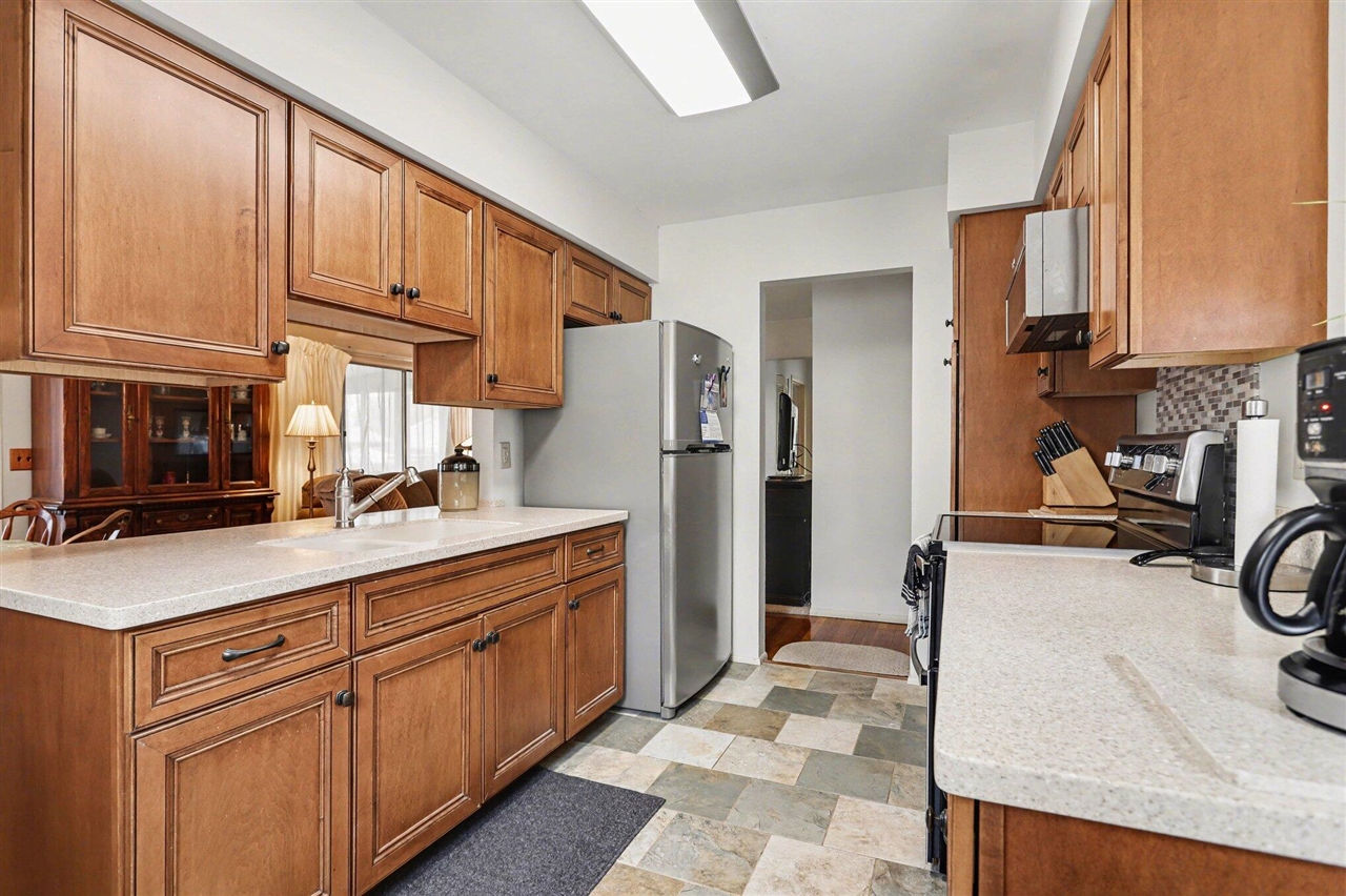 5551 S Sprinkle Road, Portage, MI, 49002-9715