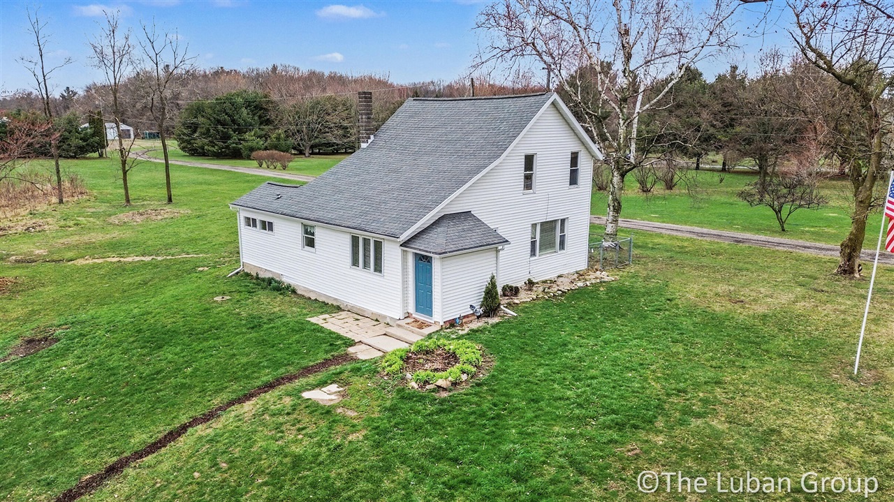 3728 Lake Street, Bridgman, MI, 49106-9735