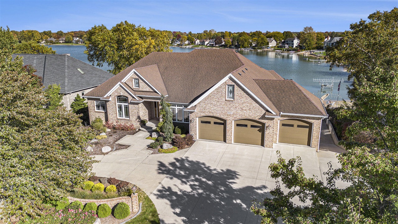 8614 24th Avenue, Jenison, MI, 49428-9543