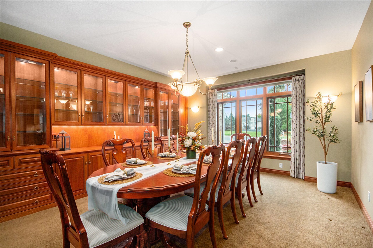 8614 24th Avenue, Jenison, MI, 49428-9543