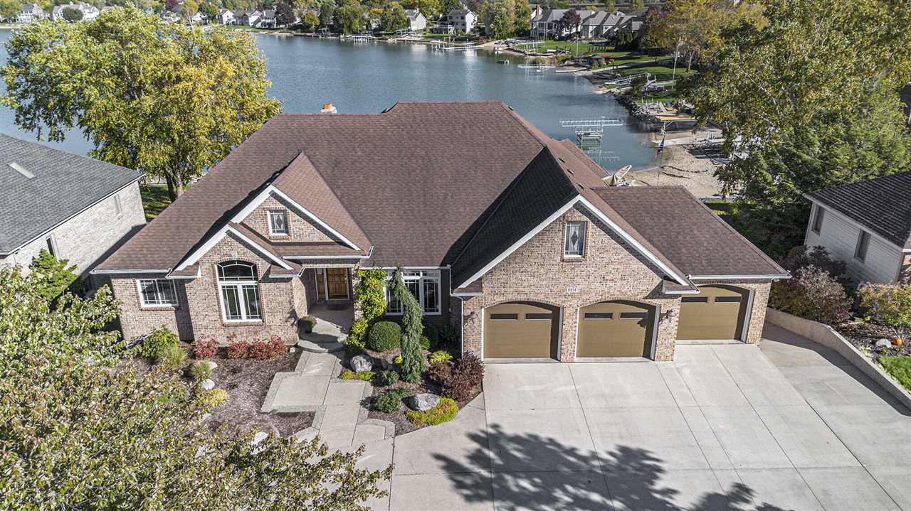 8614 24th Avenue, Jenison, MI, 49428-9543