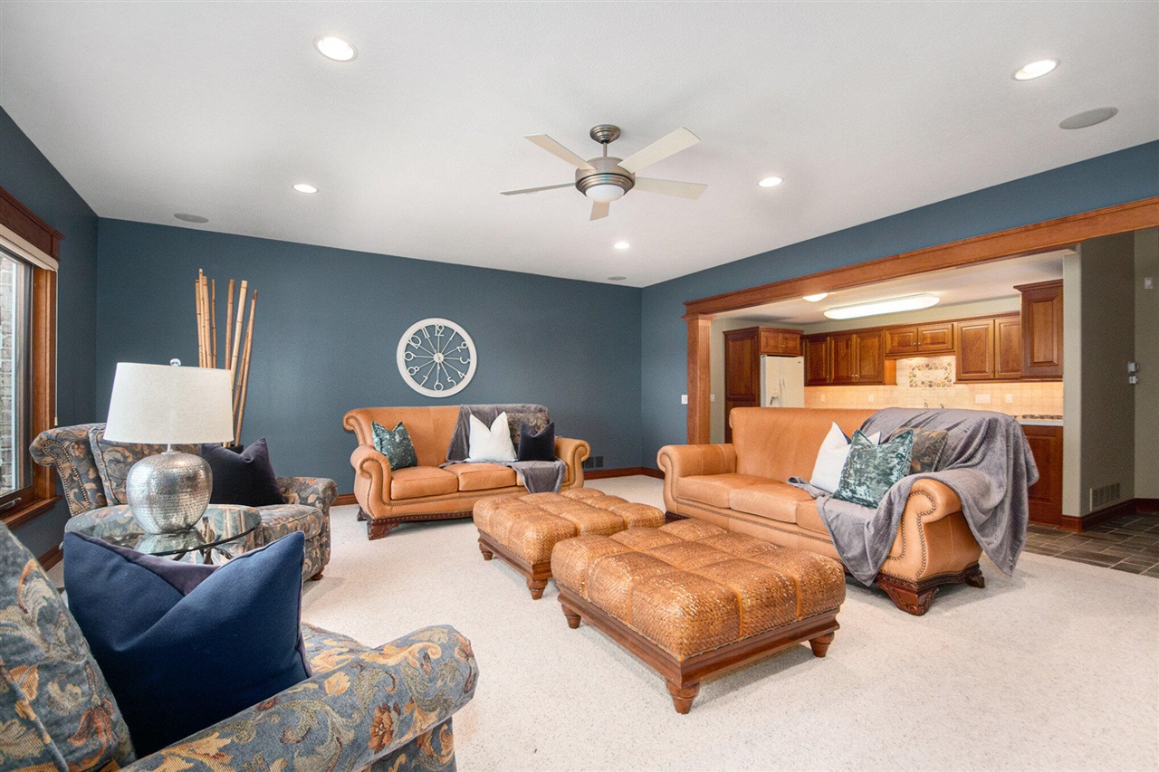 8614 24th Avenue, Jenison, MI, 49428-9543