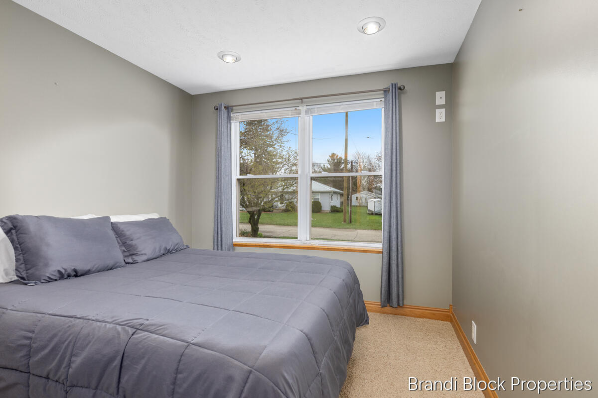 4275 Lester Drive, Grand Rapids, MI, 49525-6115