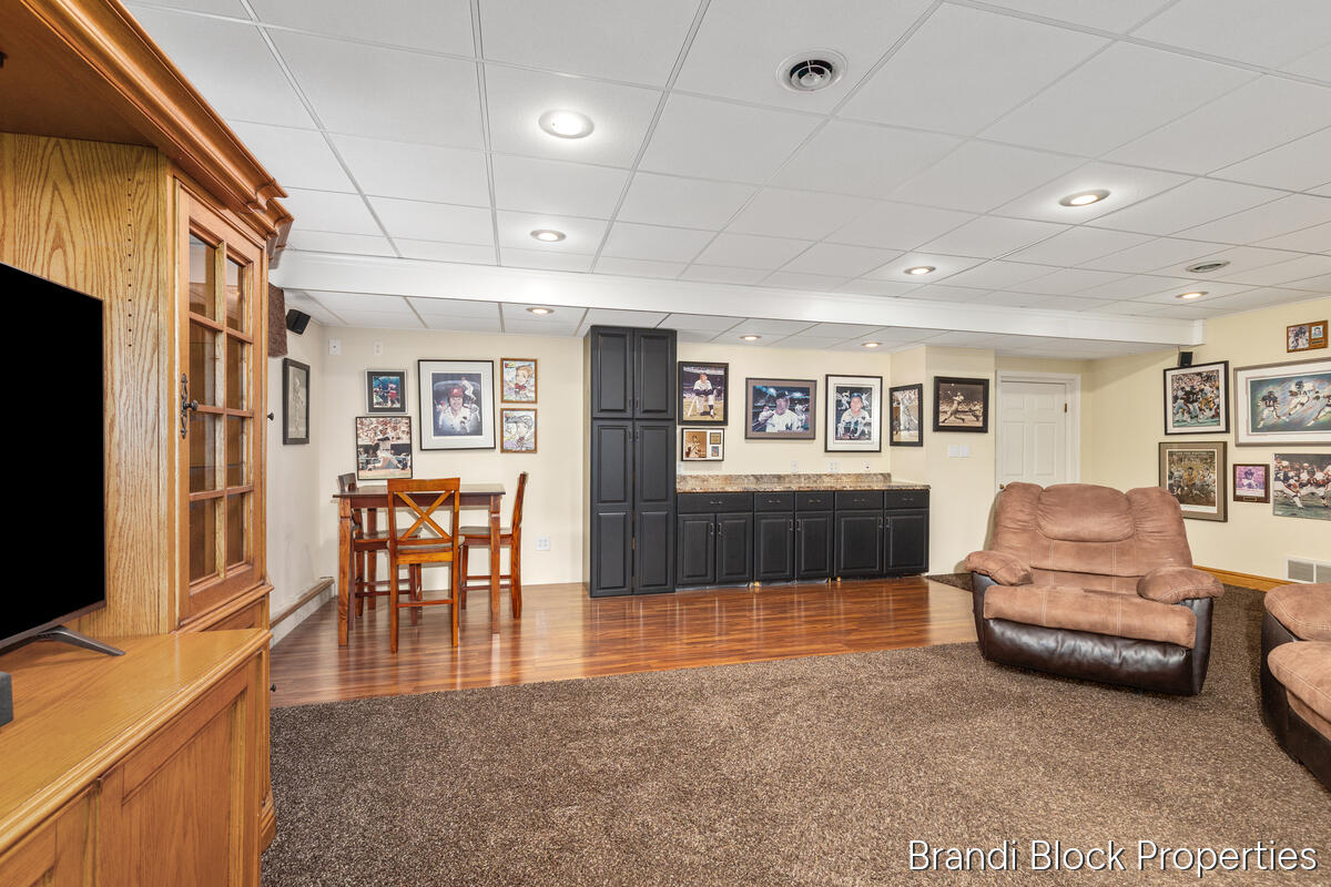 4275 Lester Drive, Grand Rapids, MI, 49525-6115