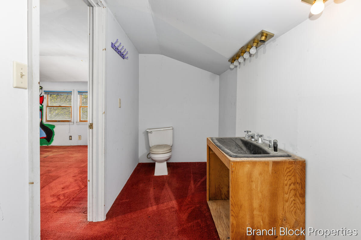 4275 Lester Drive, Grand Rapids, MI, 49525-6115