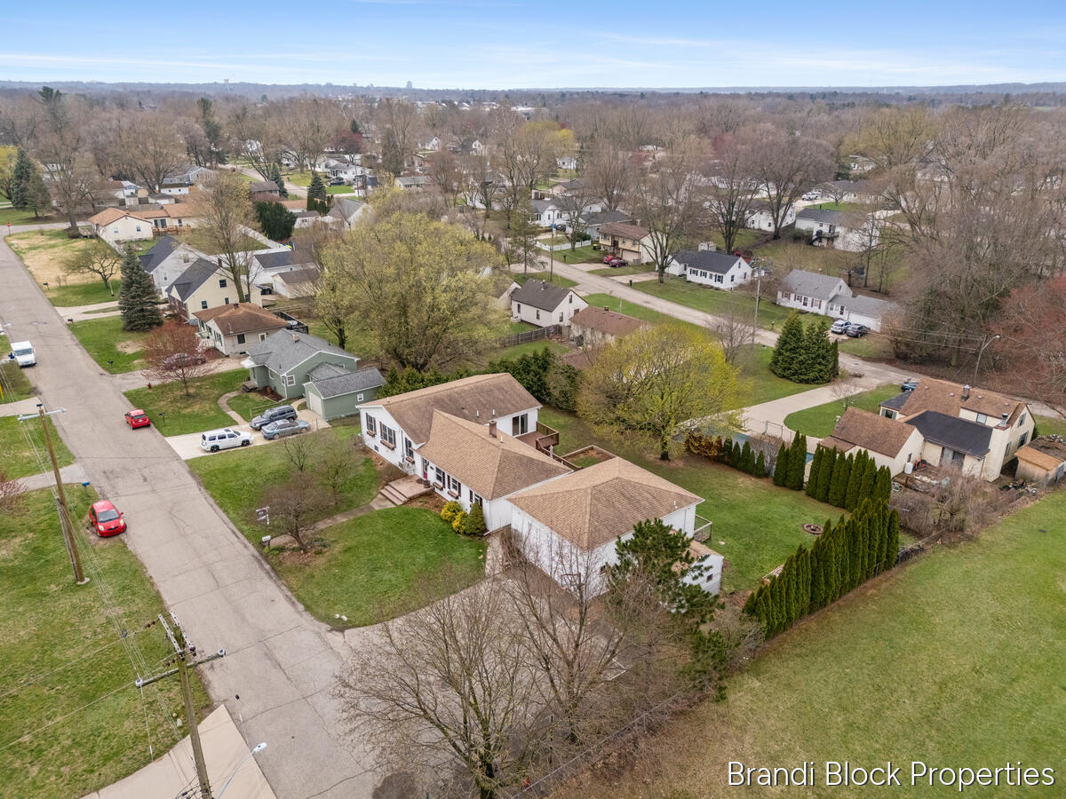 4275 Lester Drive, Grand Rapids, MI, 49525-6115