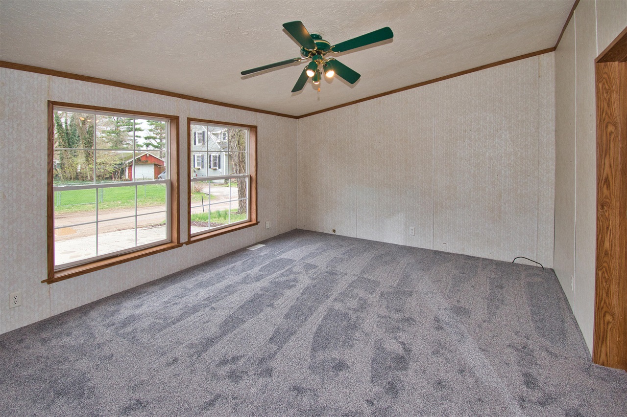 261 Marks Street, Niles, MI, 49120-4104