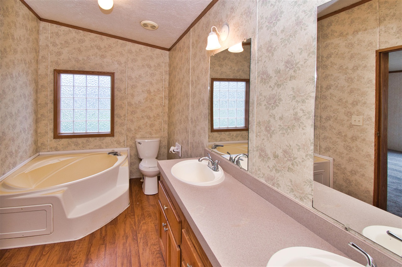 261 Marks Street, Niles, MI, 49120-4104
