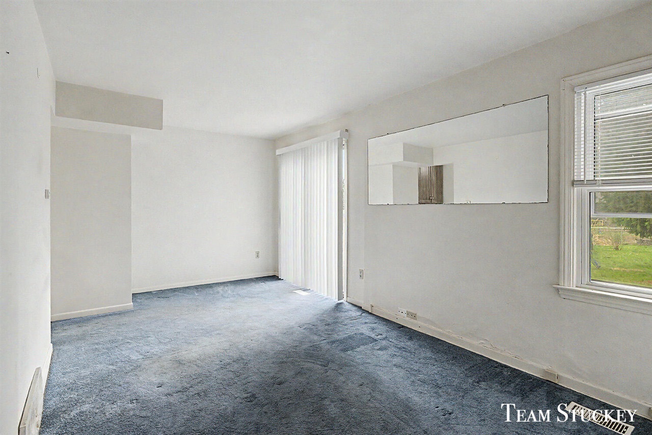 617 Vernon Avenue, Lansing, MI, 48910-4634