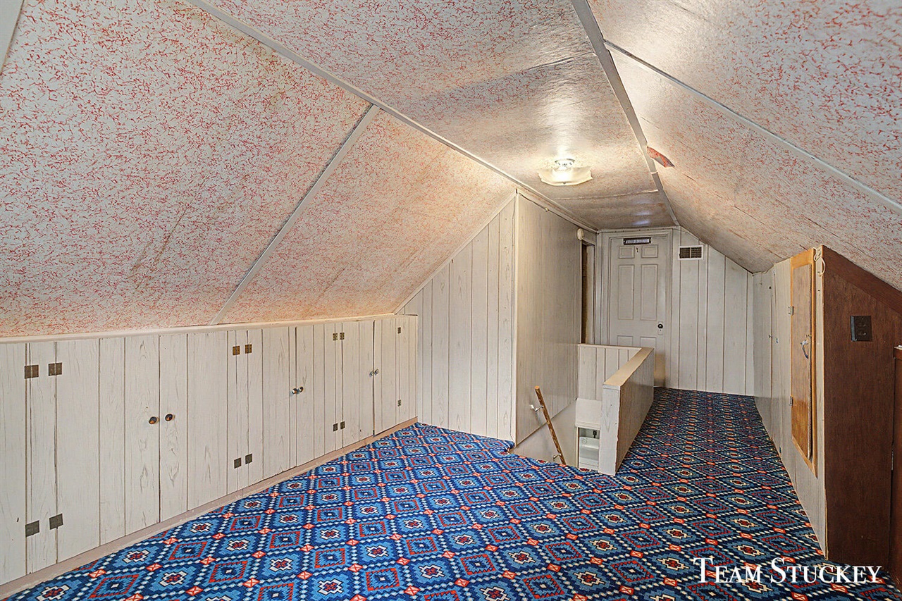 617 Vernon Avenue, Lansing, MI, 48910-4634