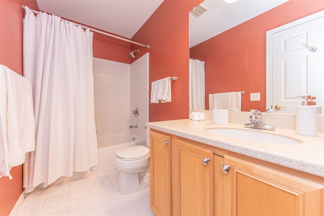 2130 Springwood Court, Ann Arbor, MI, 48103-2396