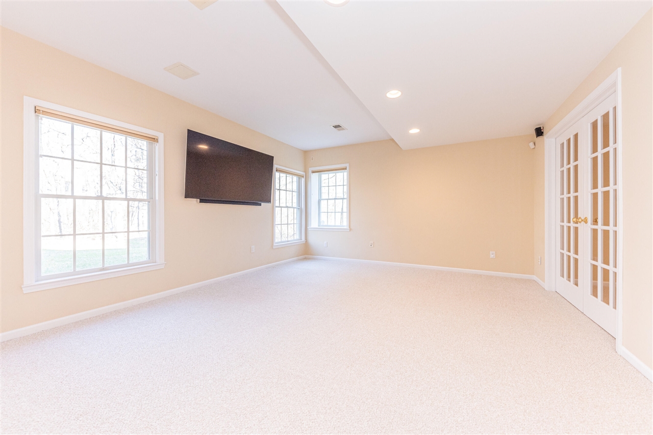 2130 Springwood Court, Ann Arbor, MI, 48103-2396