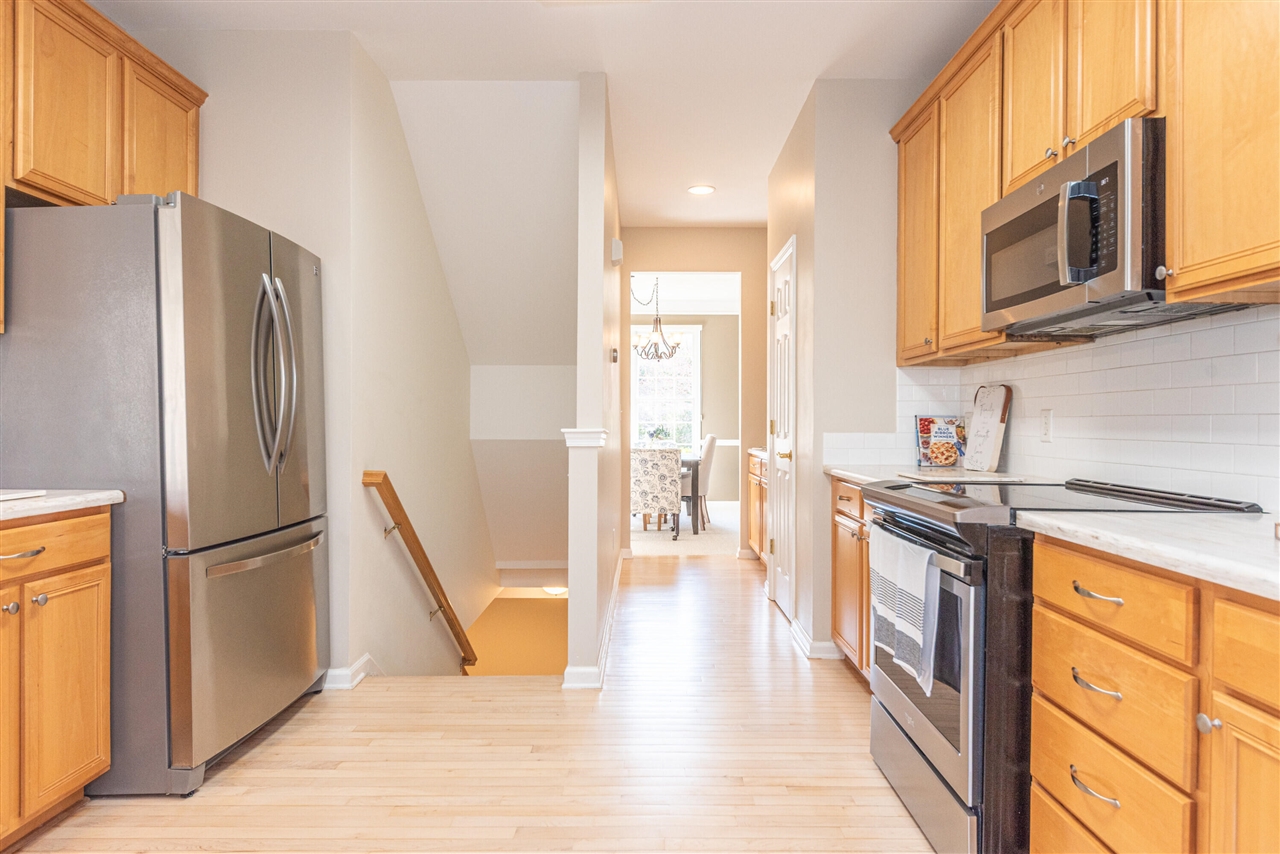 2130 Springwood Court, Ann Arbor, MI, 48103-2396