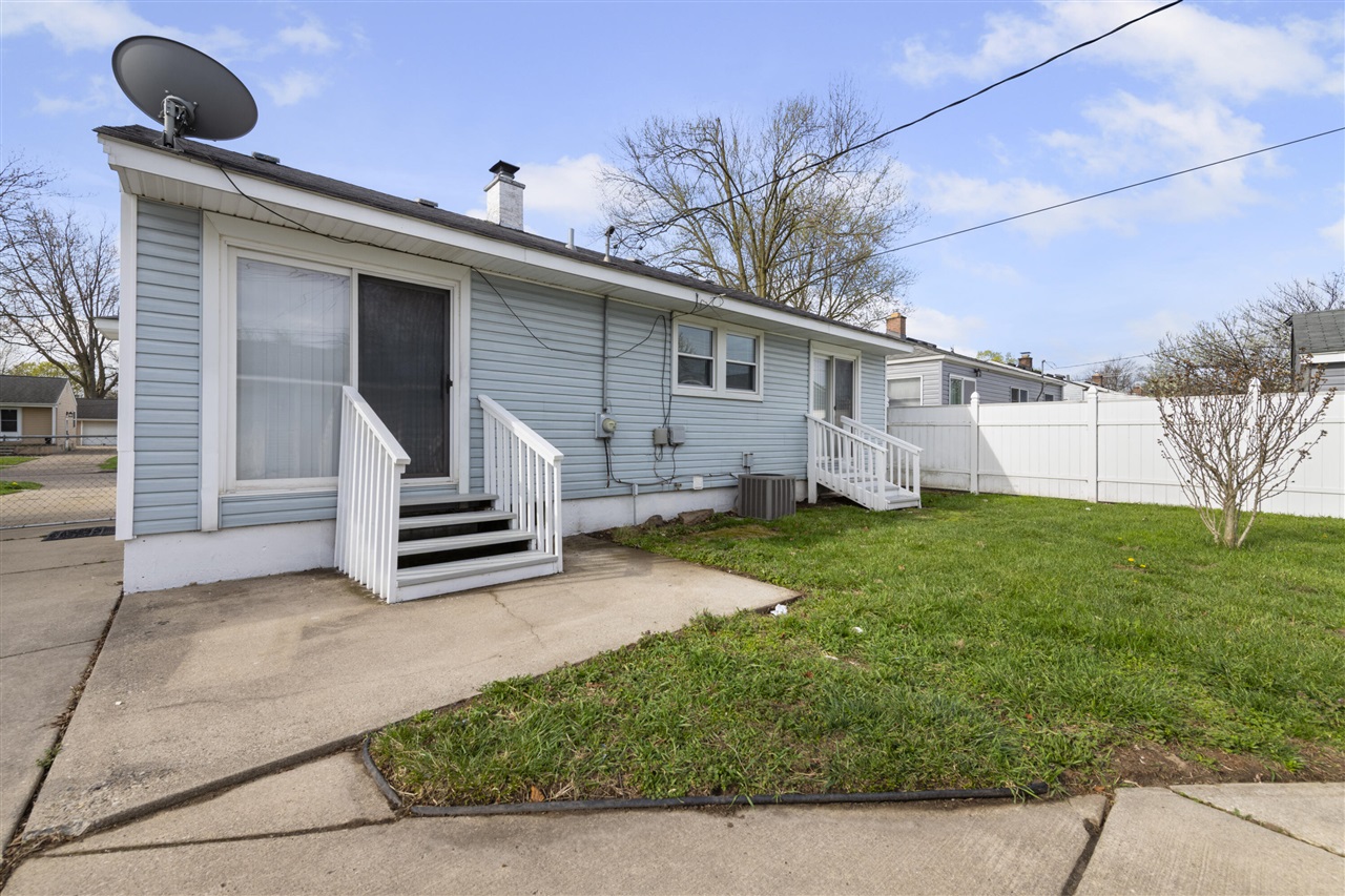 32304 Hazelwood Street, Westland, MI, 48186