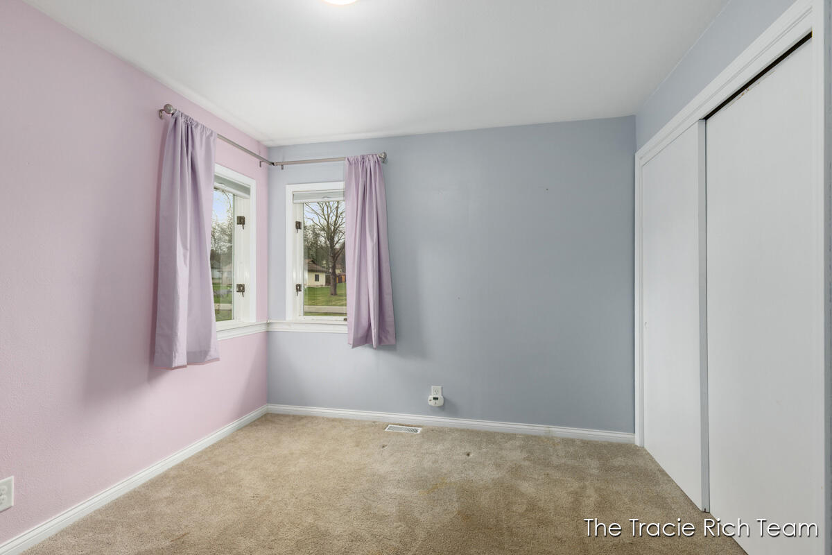 8121 S Youngman Road, Greenville, MI, 48838