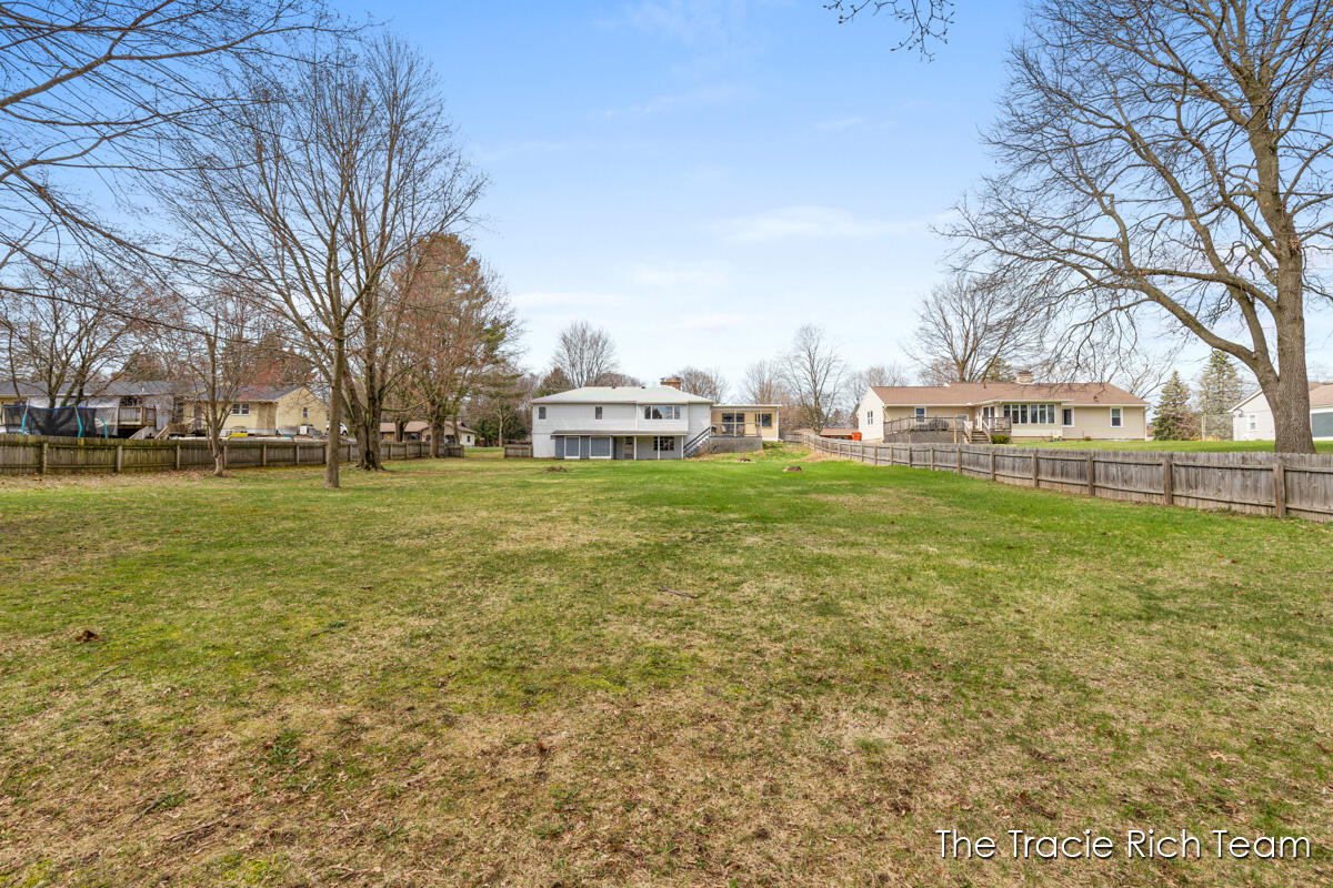 8121 S Youngman Road, Greenville, MI, 48838