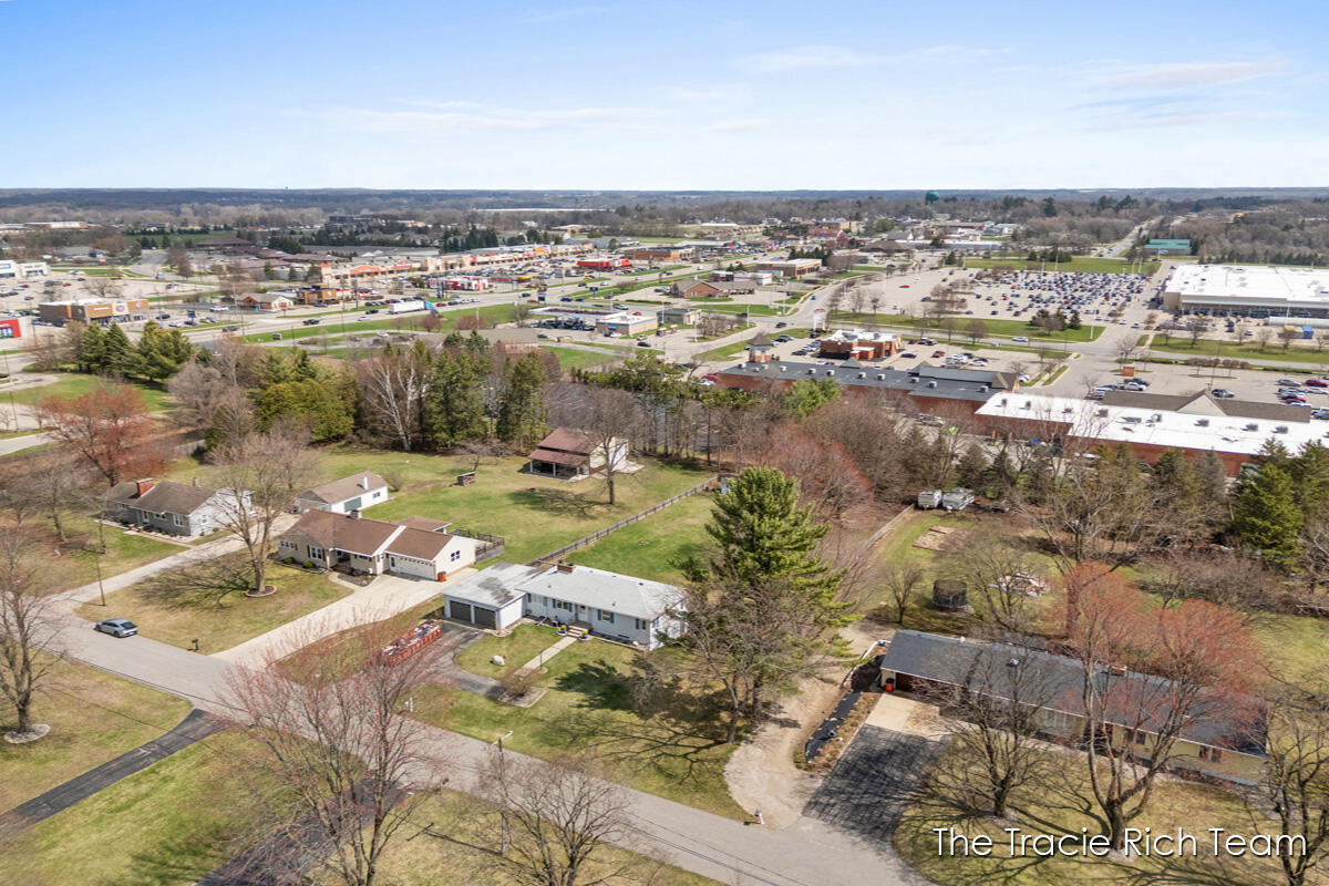 8121 S Youngman Road, Greenville, MI, 48838