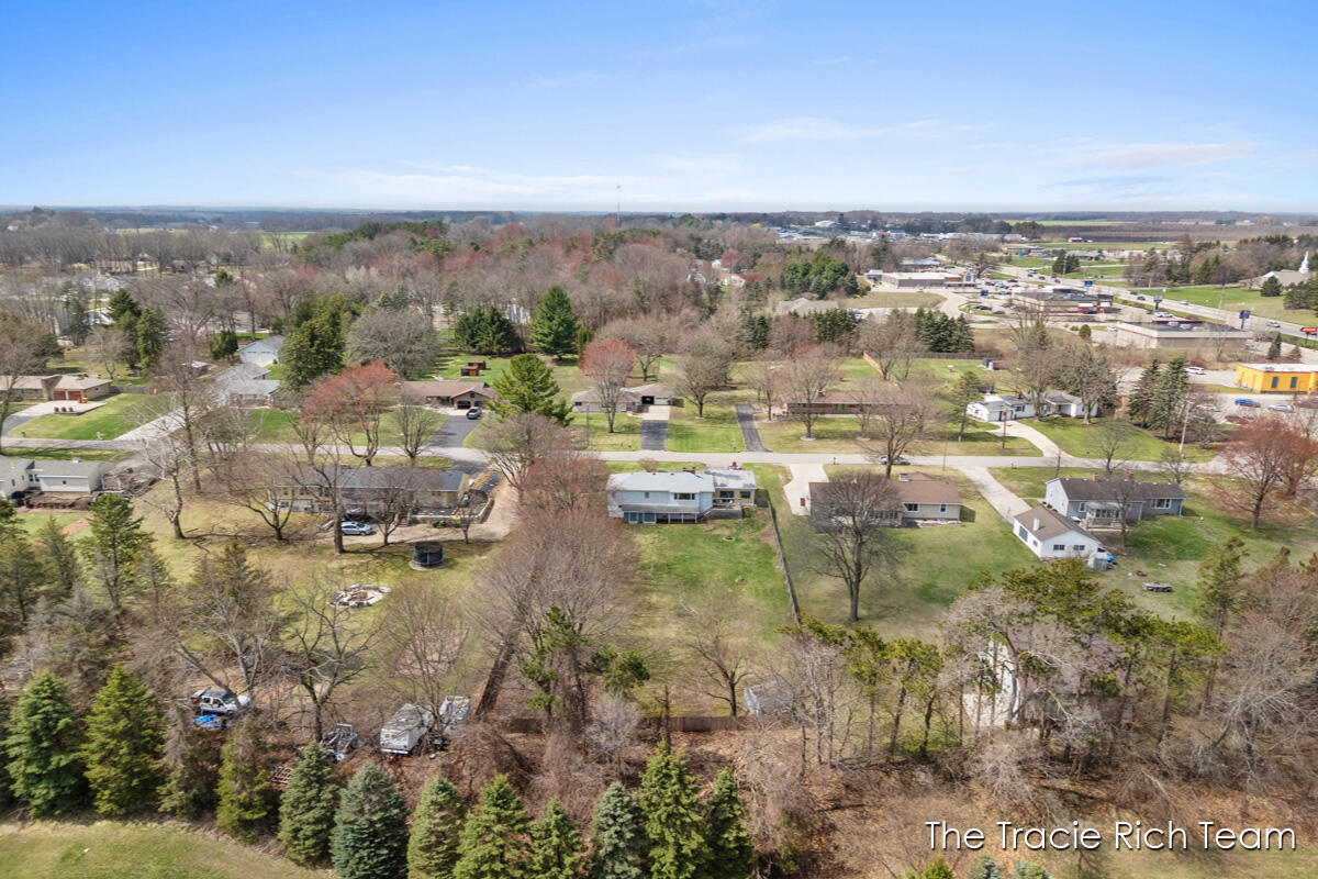 8121 S Youngman Road, Greenville, MI, 48838