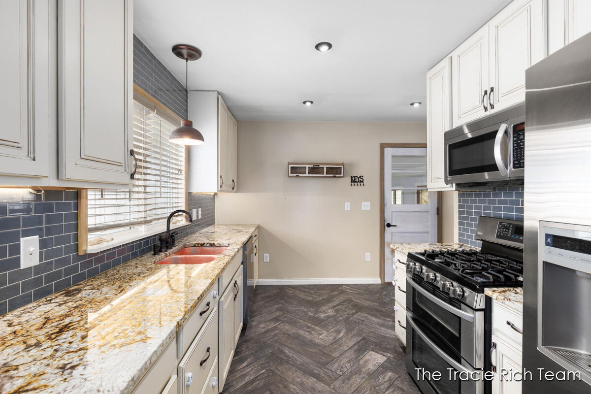 8121 S Youngman Road, Greenville, MI, 48838