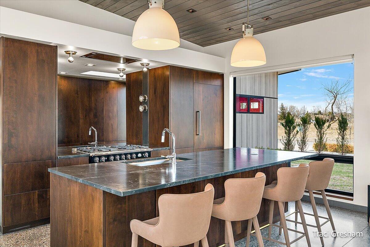 20028 North Shore Drive, Spring Lake, MI, 49456-9423