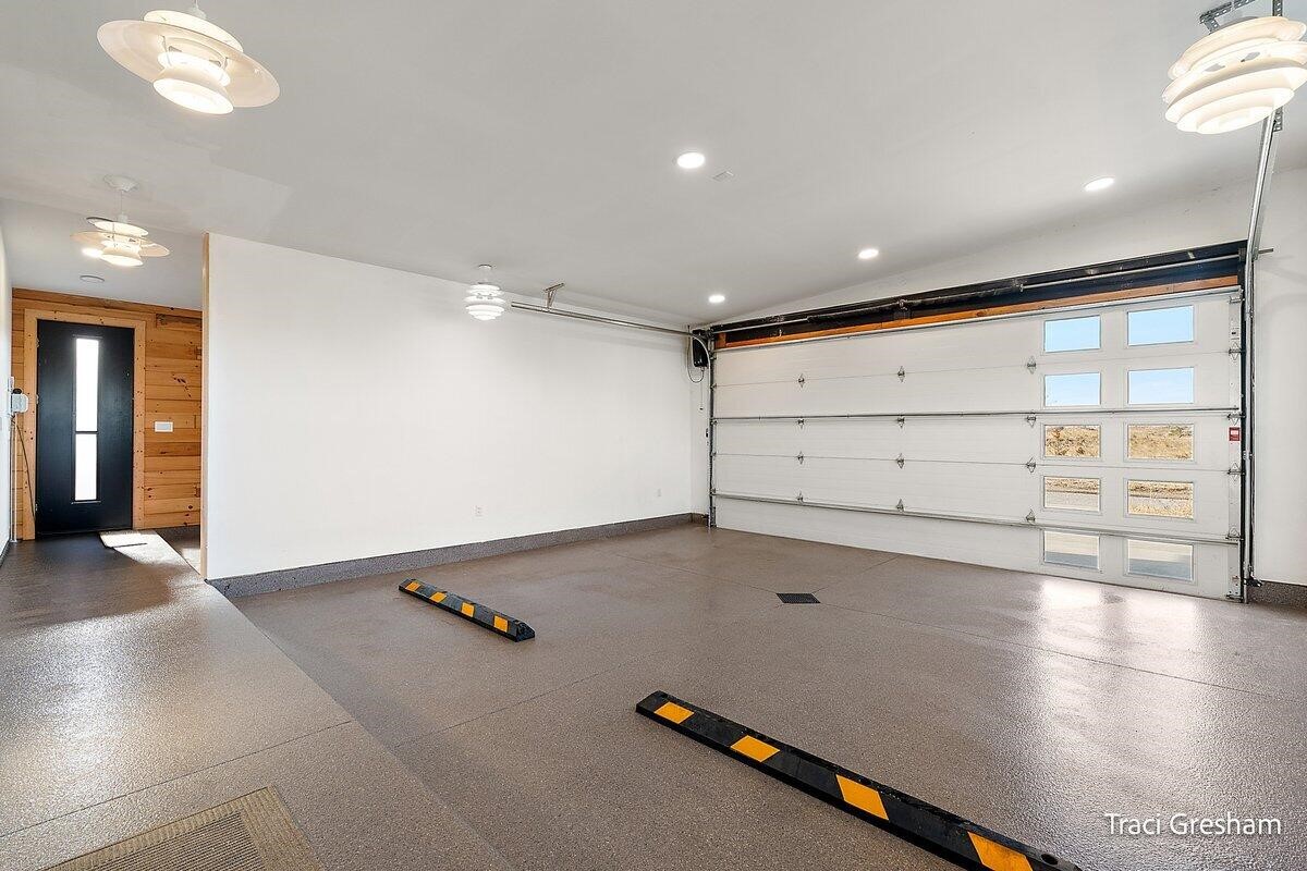 20028 North Shore Drive, Spring Lake, MI, 49456-9423