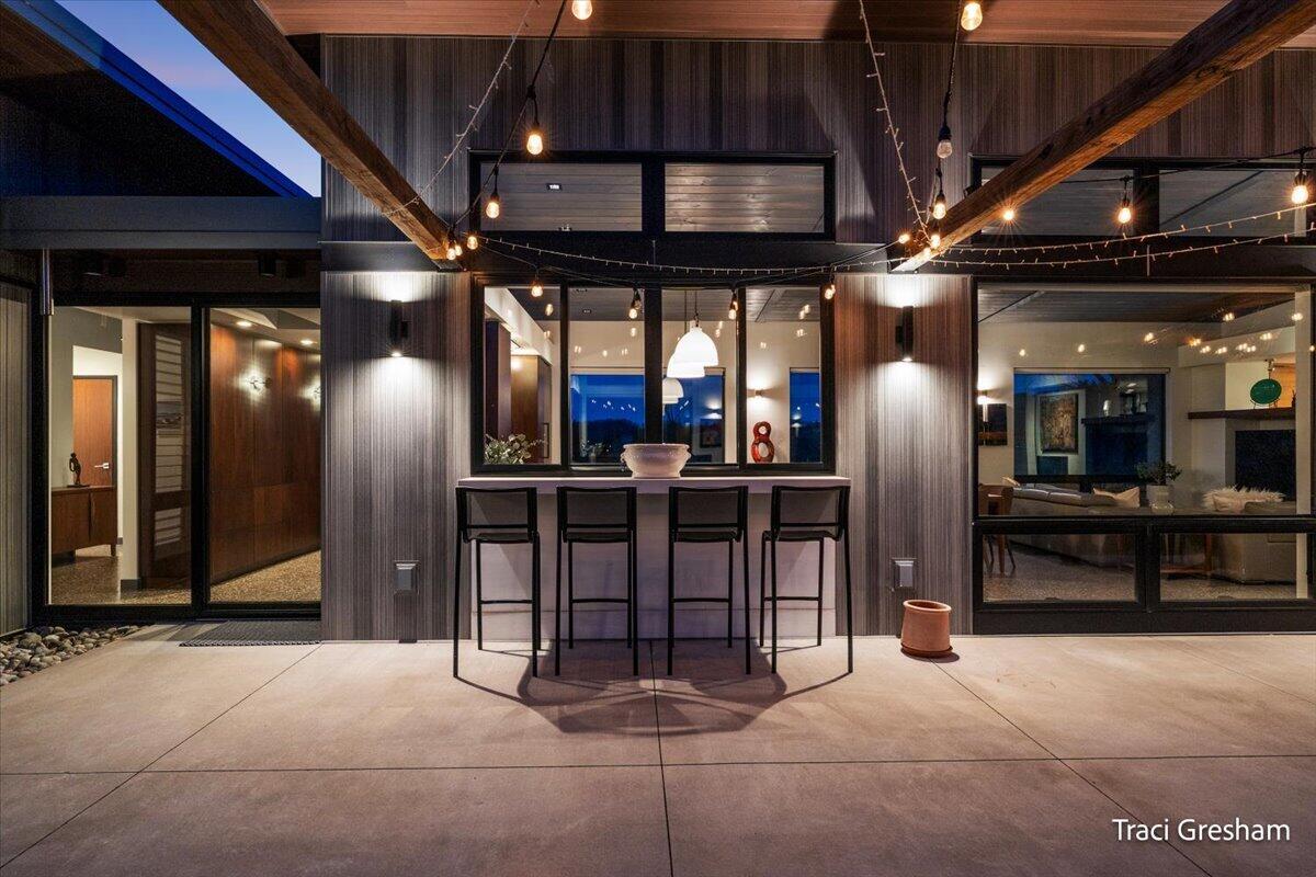 20028 North Shore Drive, Spring Lake, MI, 49456-9423