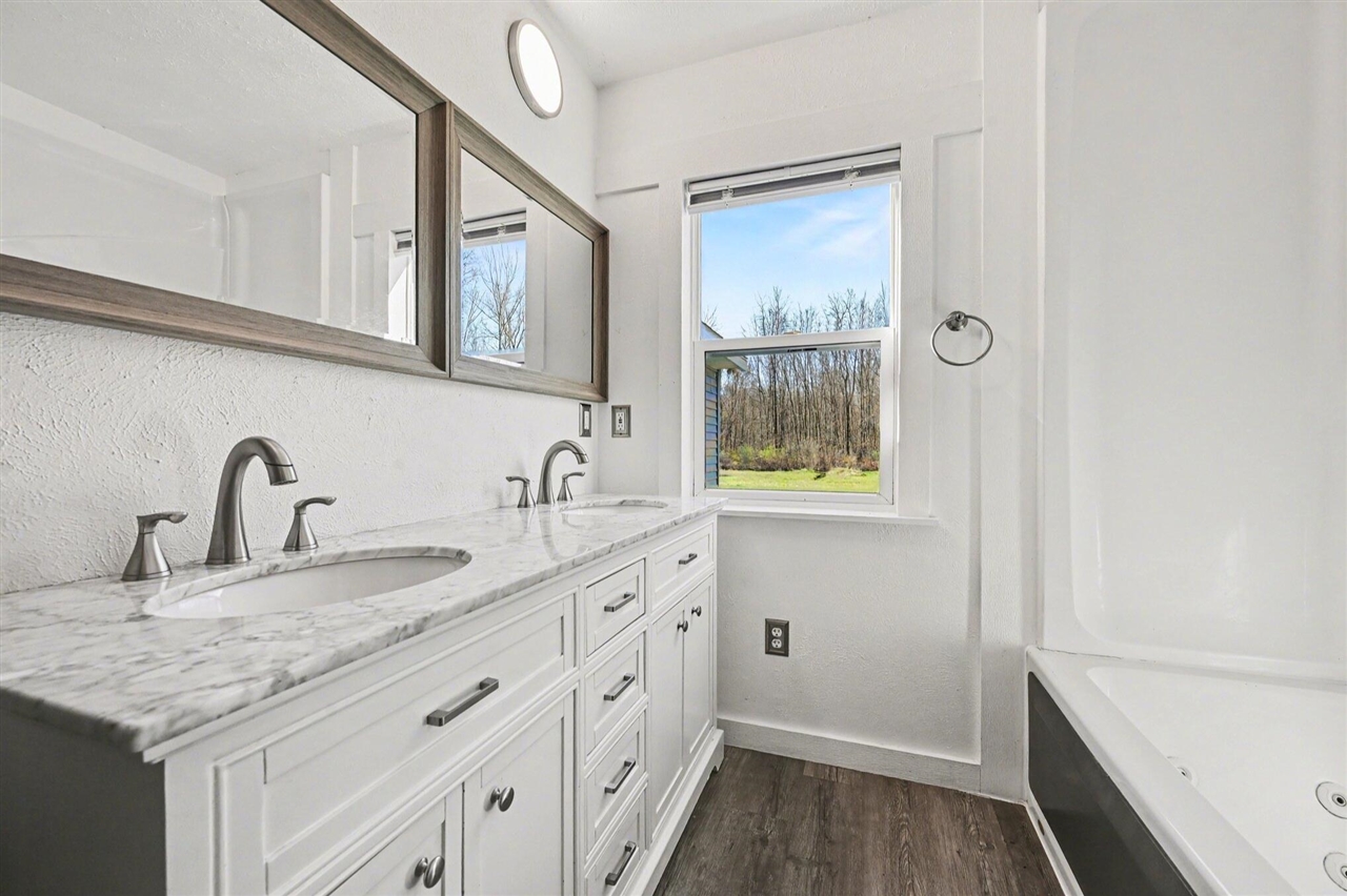 25765 M-43, Mattawan, MI, 49071