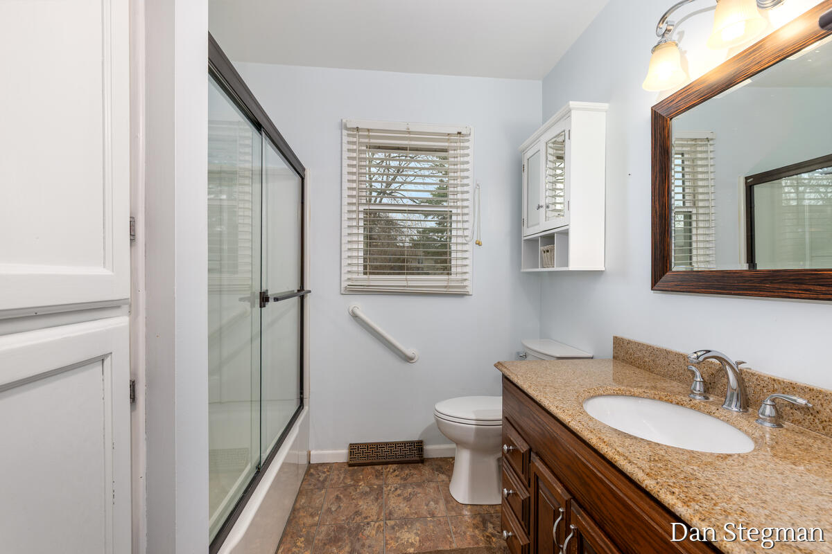 2791 Sandalwood Court, Grand Rapids, MI, 49525-1302